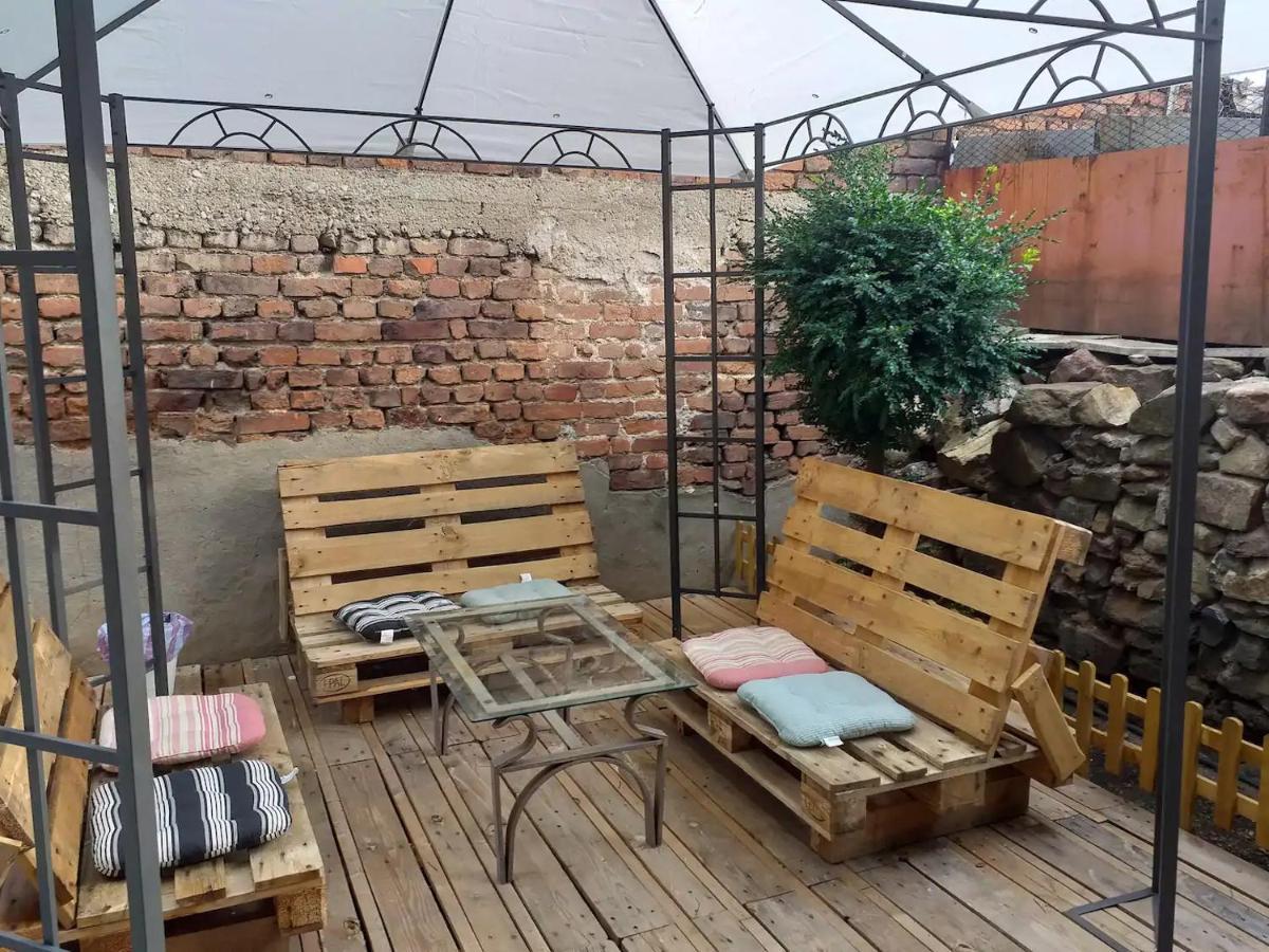 Entire Central House With Guest Rooms & Garden Sofia Bagian luar foto