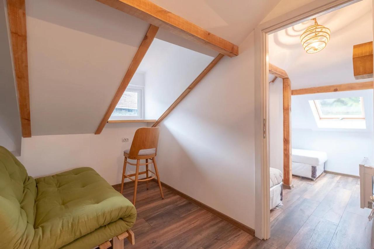 Entire Central House With Guest Rooms & Garden Sofia Bagian luar foto